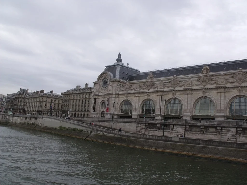 Caisse des Depots a Paris, institution emblematique de la finance francaise et de l'investissement en dette privee